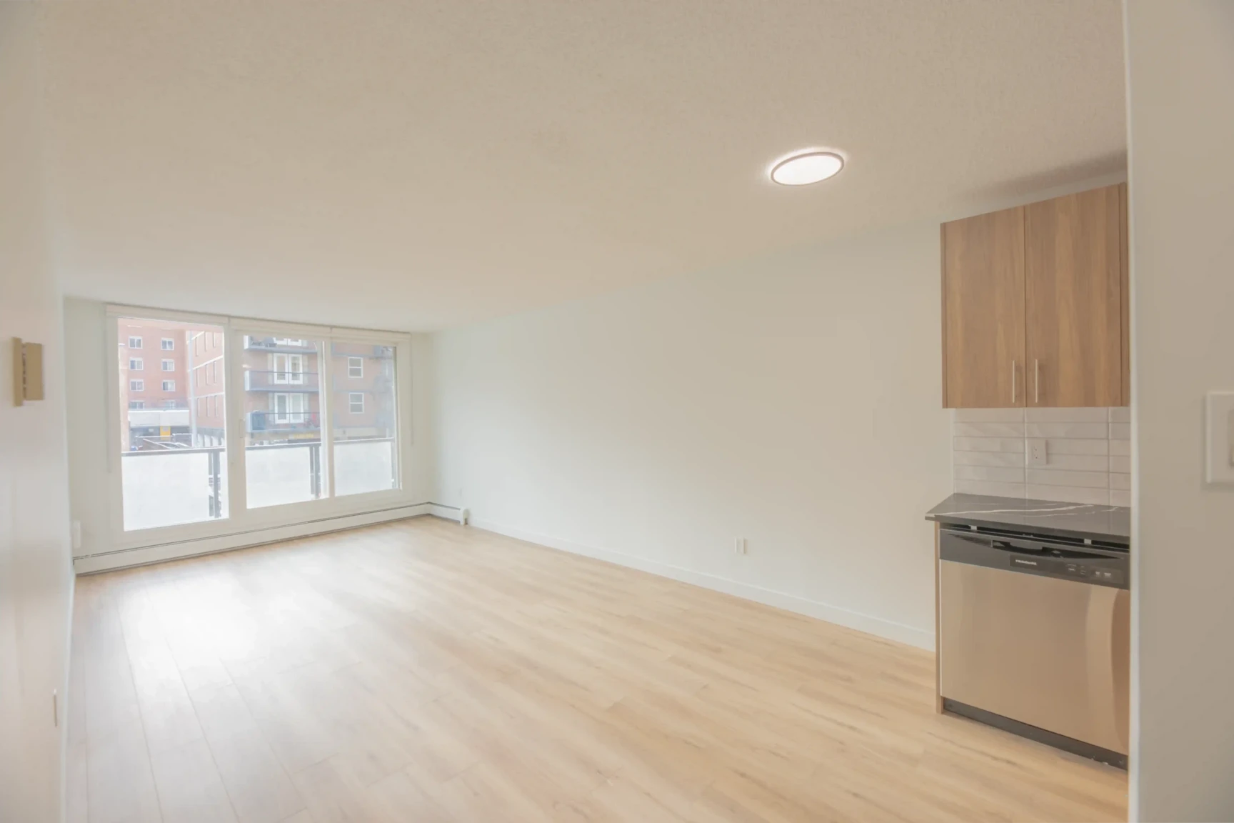 102-604 14 Avenue SW, Calgary, AB, T2R 0M8 - 34