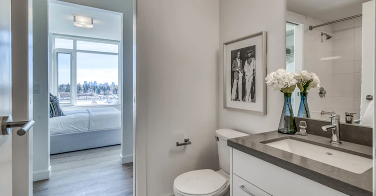 50 Brentwood Common NW, Calgary, AB, T2L 2M4 - 5