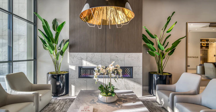 50 Brentwood Common NW, Calgary, AB, T2L 2M4
