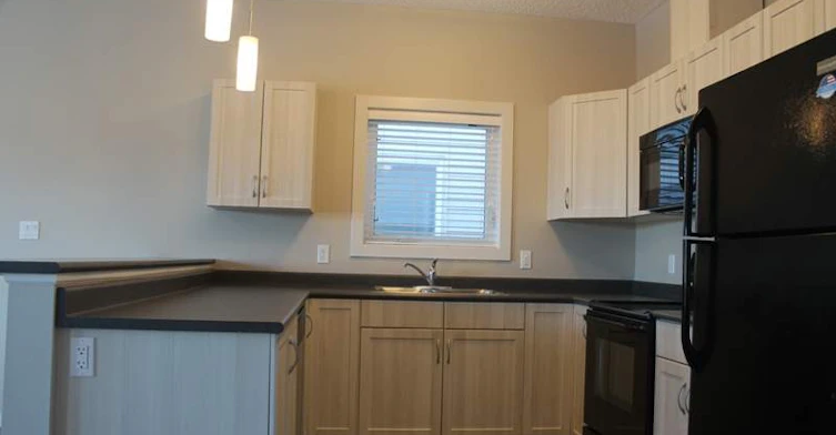 A-3940 Claxton Loop SW, Edmonton, AB, T6W 1Y6 - 5