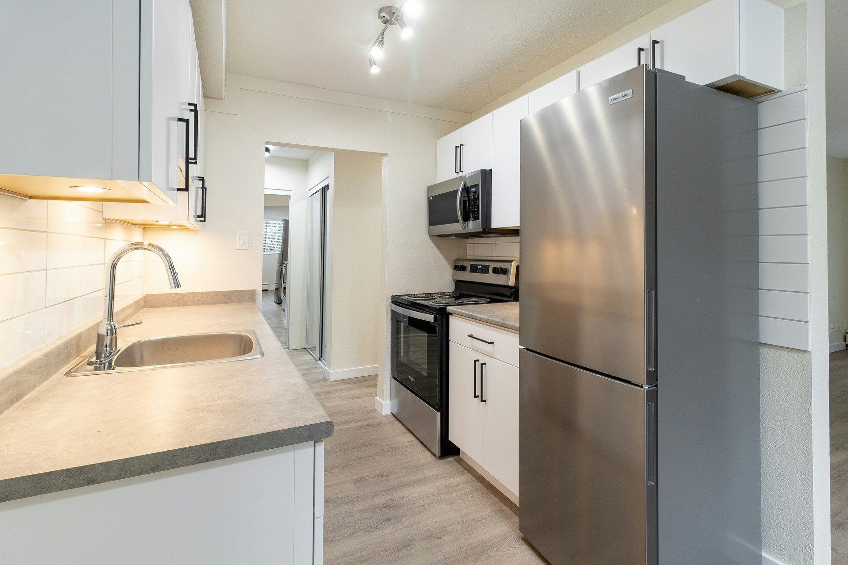 106-3326 Rock City Road, Nanaimo, BC, V9T 3H6 - 2