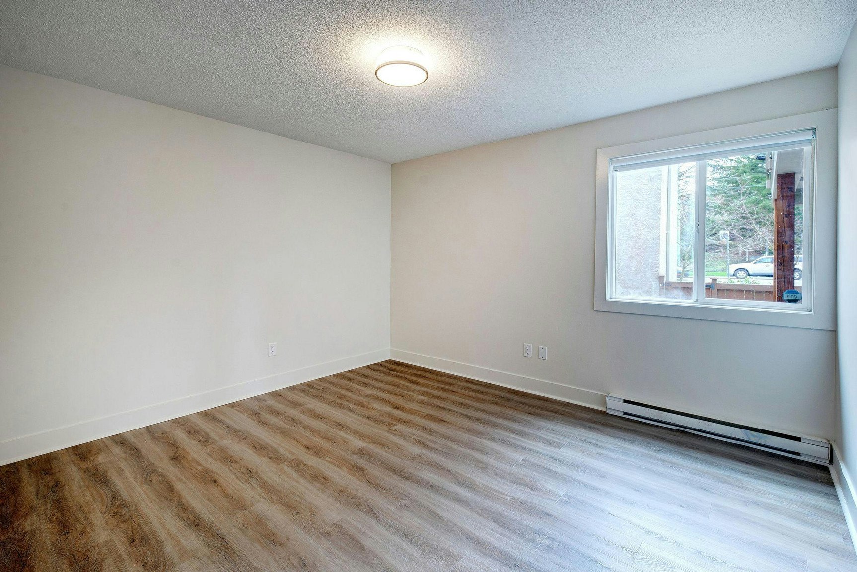 2885-2861 Quadra Street, Victoria, BC, V8T 4E5 - 6