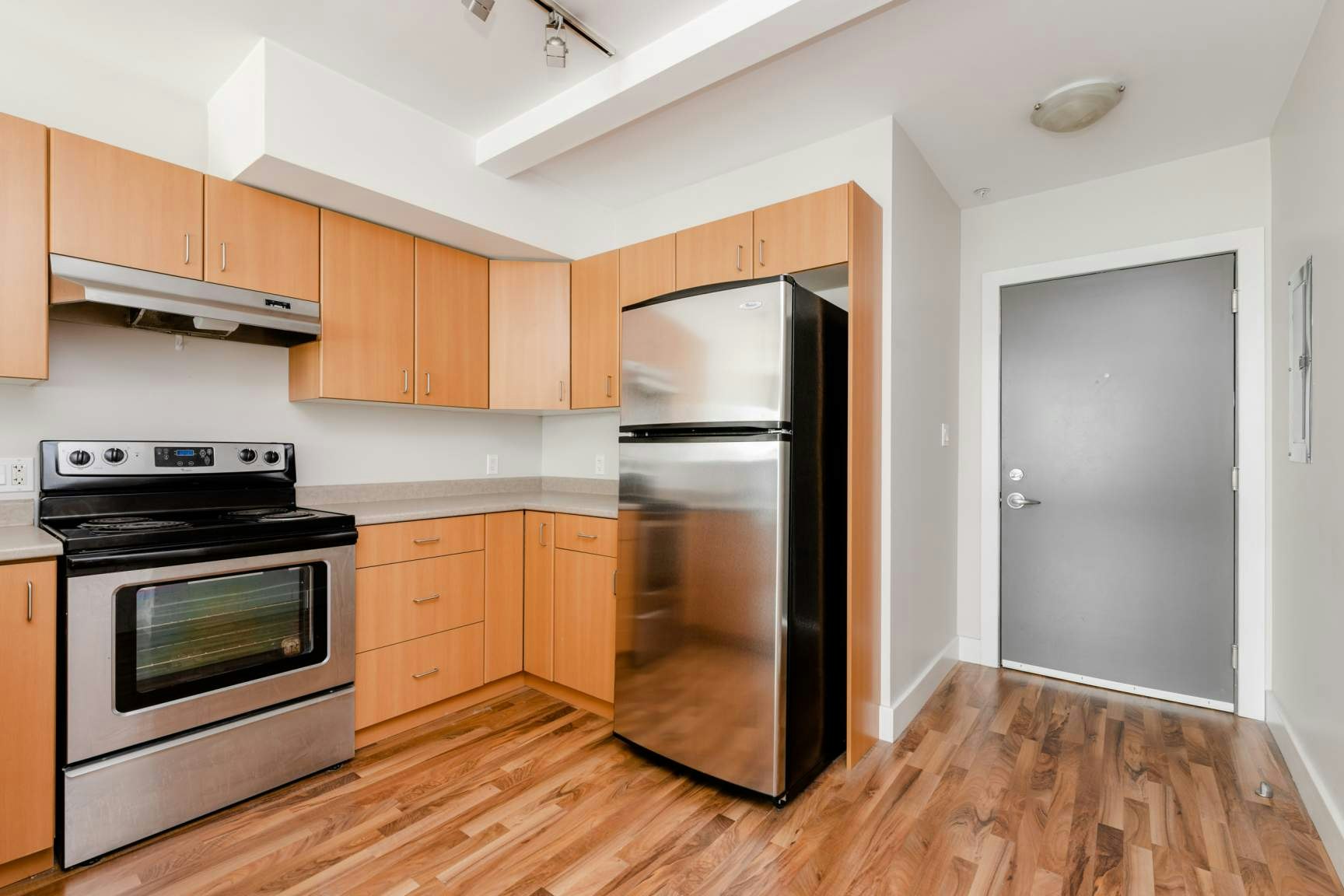 310-725 Yates Street, Victoria, BC, V8W 1L4 - 11