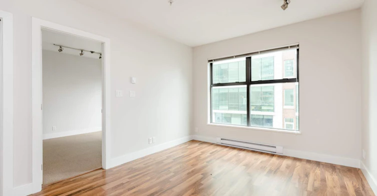 310-725 Yates Street, Victoria, BC, V8W 1L4 - 5