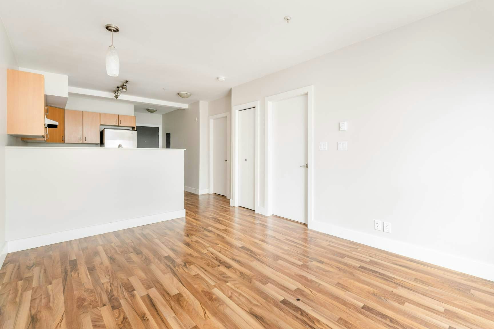 310-725 Yates Street, Victoria, BC, V8W 1L4 - 10