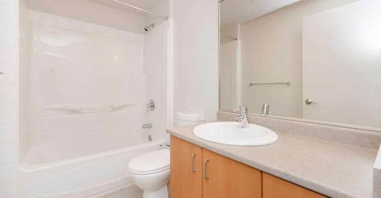 310-725 Yates Street, Victoria, BC, V8W 1L4 - 7