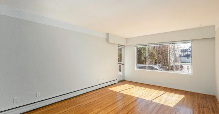 209-950 Rockland Avenue, Victoria, BC, V8V 3H4 - 3