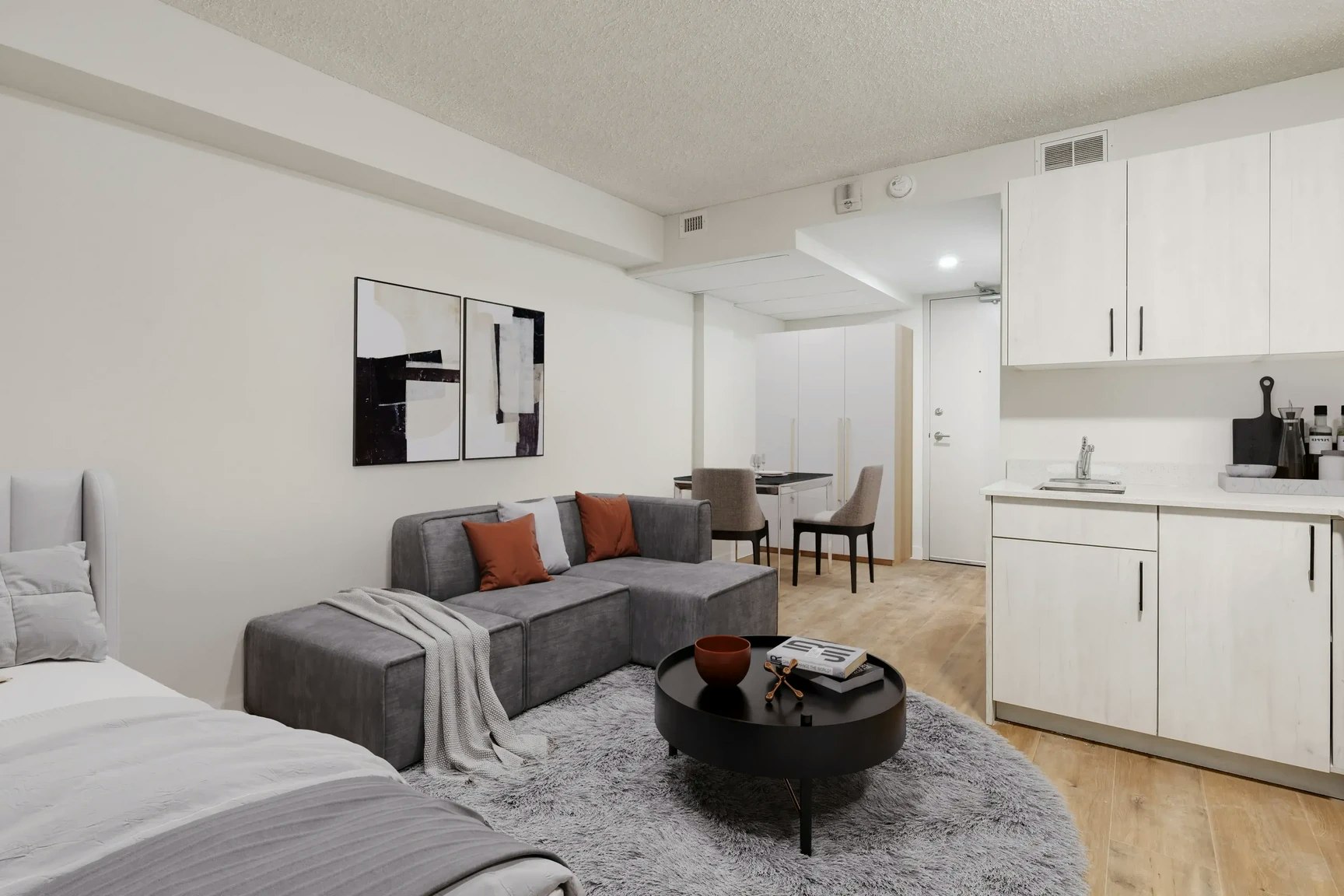 304-10609 101 Street NW, Edmonton, AB, T5H 2S2 - 26