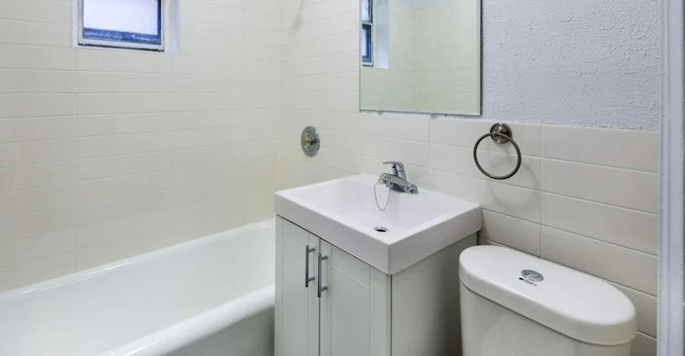 30-115 Eglinton Avenue West, Toronto, ON, M4R 1A4