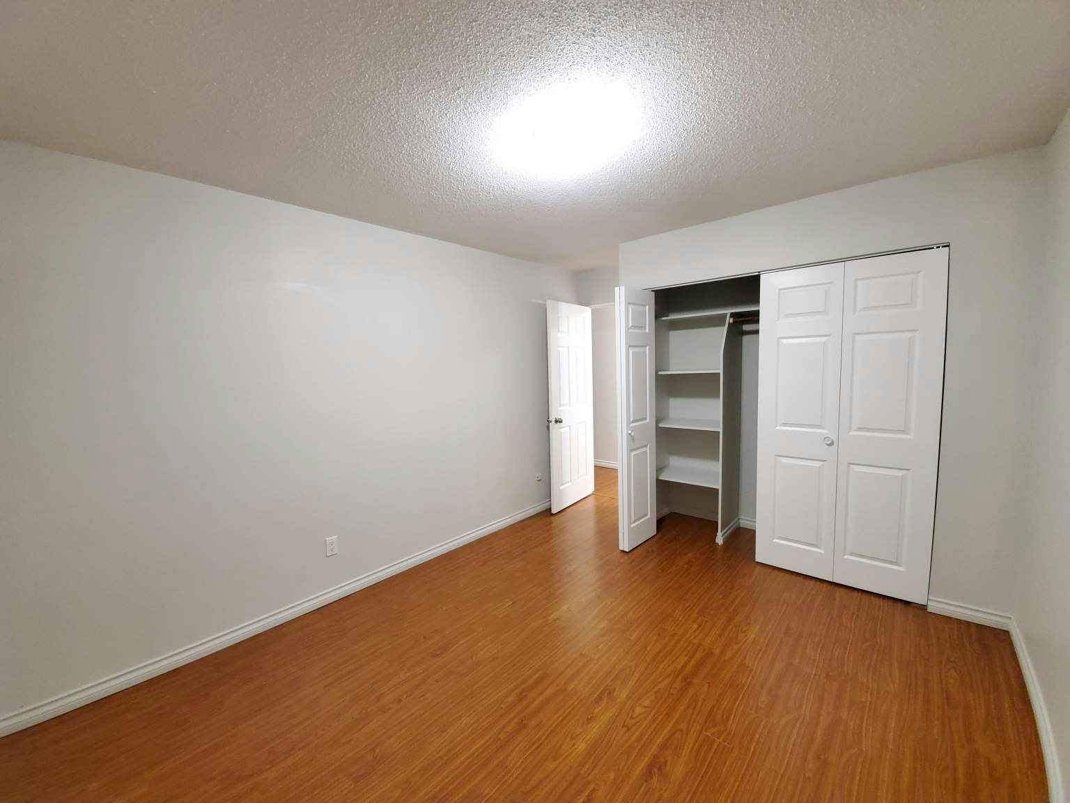 302-5135 Newton Street, Burnaby, BC, V5H 1T5 - 2