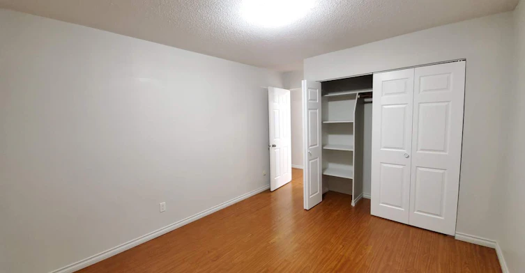302-5135 Newton Street, Burnaby, BC, V5H 1T5 - 2