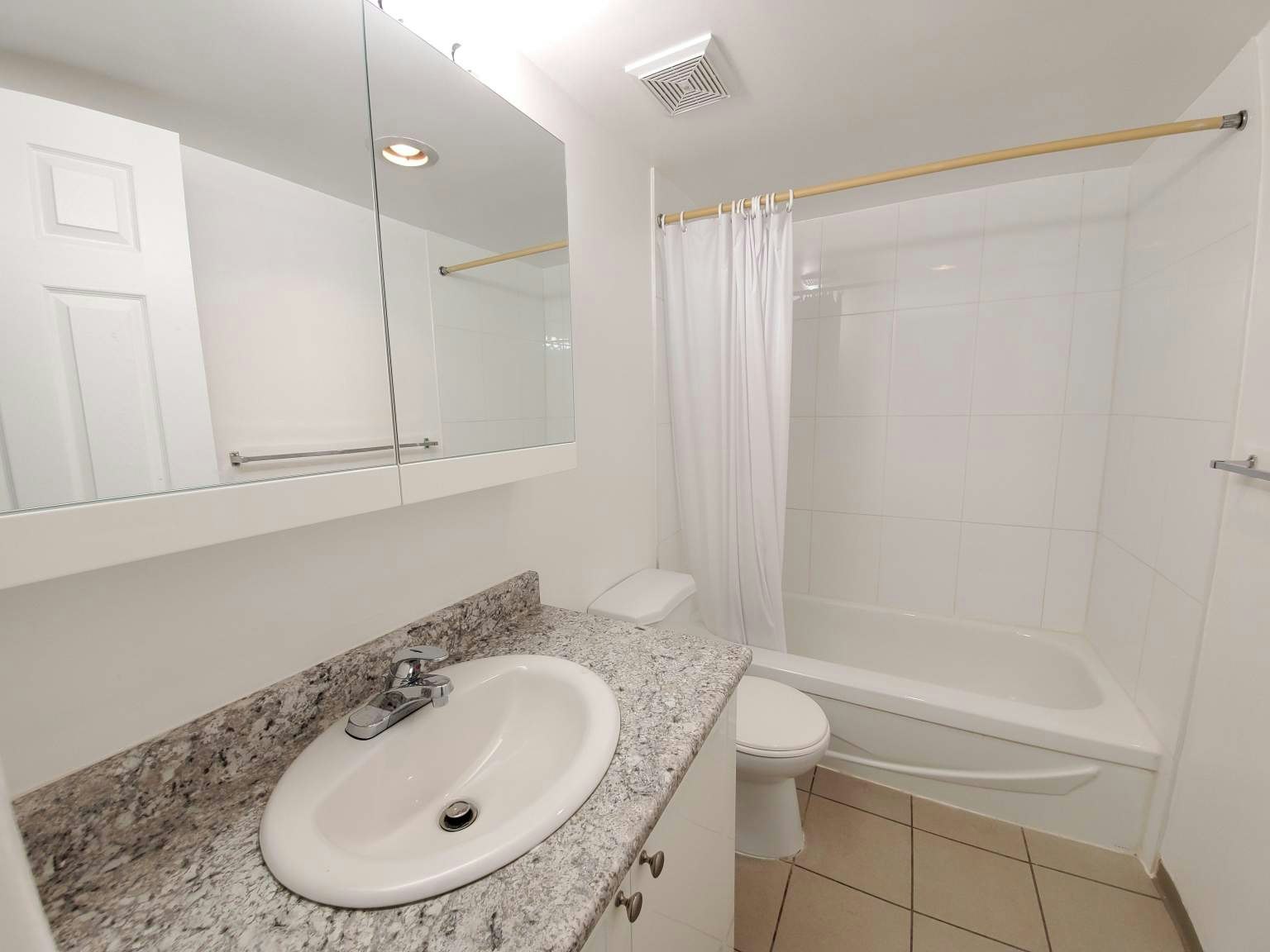 302-5135 Newton Street, Burnaby, BC, V5H 1T5 - 3