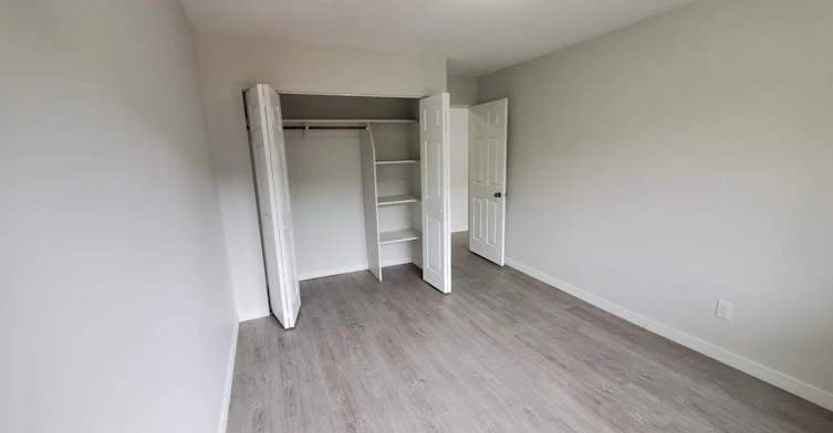 303-5135 Newton Street, Burnaby, BC, V5H 1T5