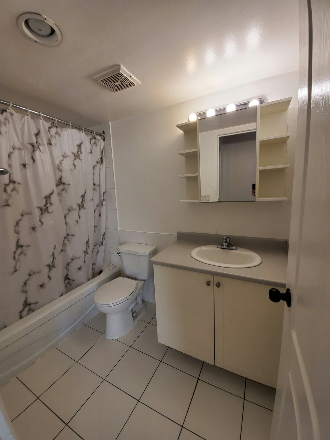 305-5135 Newton Street, Burnaby, BC, V5H 1T5 - 9
