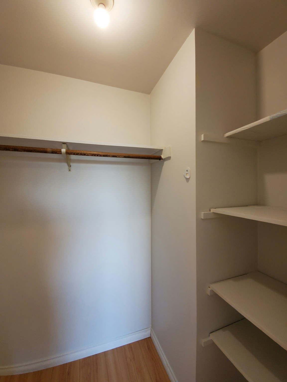 305-5135 Newton Street, Burnaby, BC, V5H 1T5 - 8