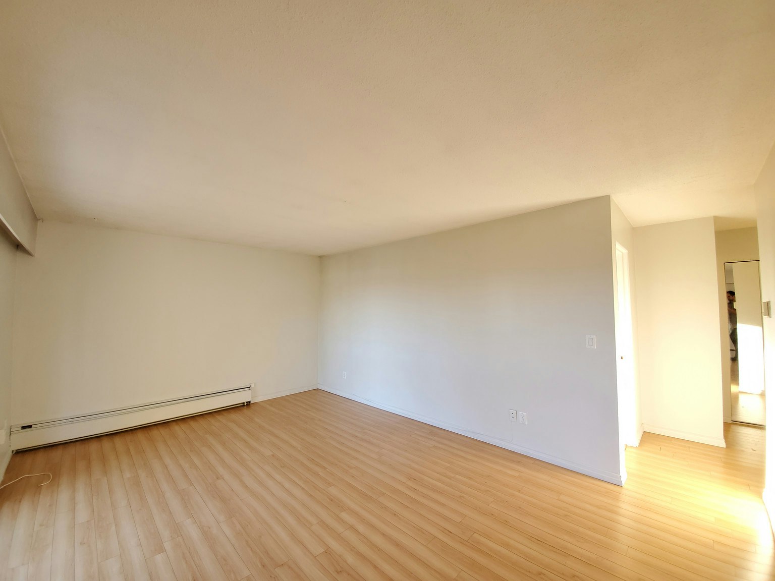 305-5135 Newton Street, Burnaby, BC, V5H 1T5 - 2