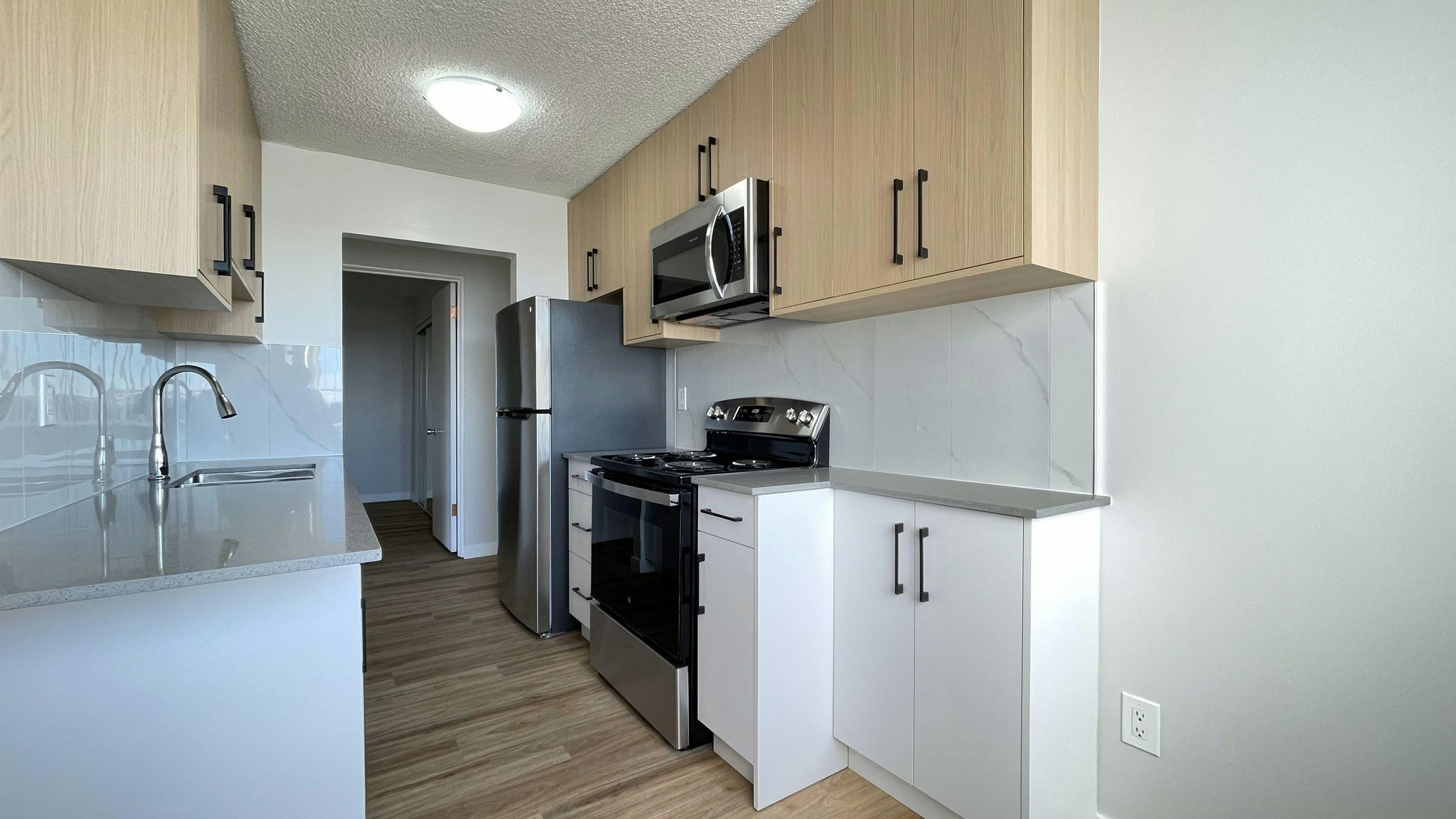 107-1115 4th Avenue, New Westminster, BC, V3M 1T6 - 2
