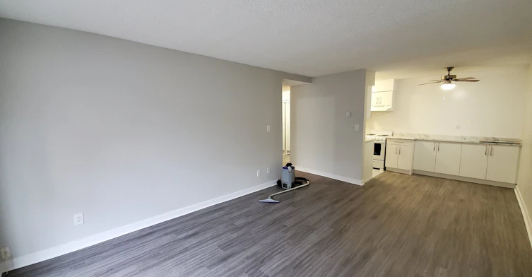 103-1115 4th Avenue, New Westminster, BC, V3M 1T6 - 4