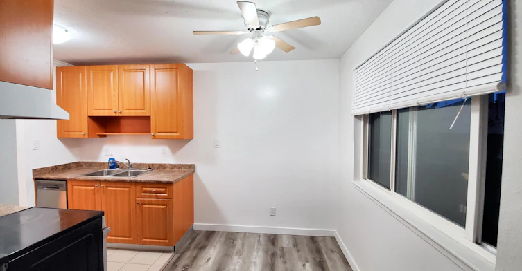 302-702 Gloucester Street, New Westminster, BC, V3M 1K7 - 4