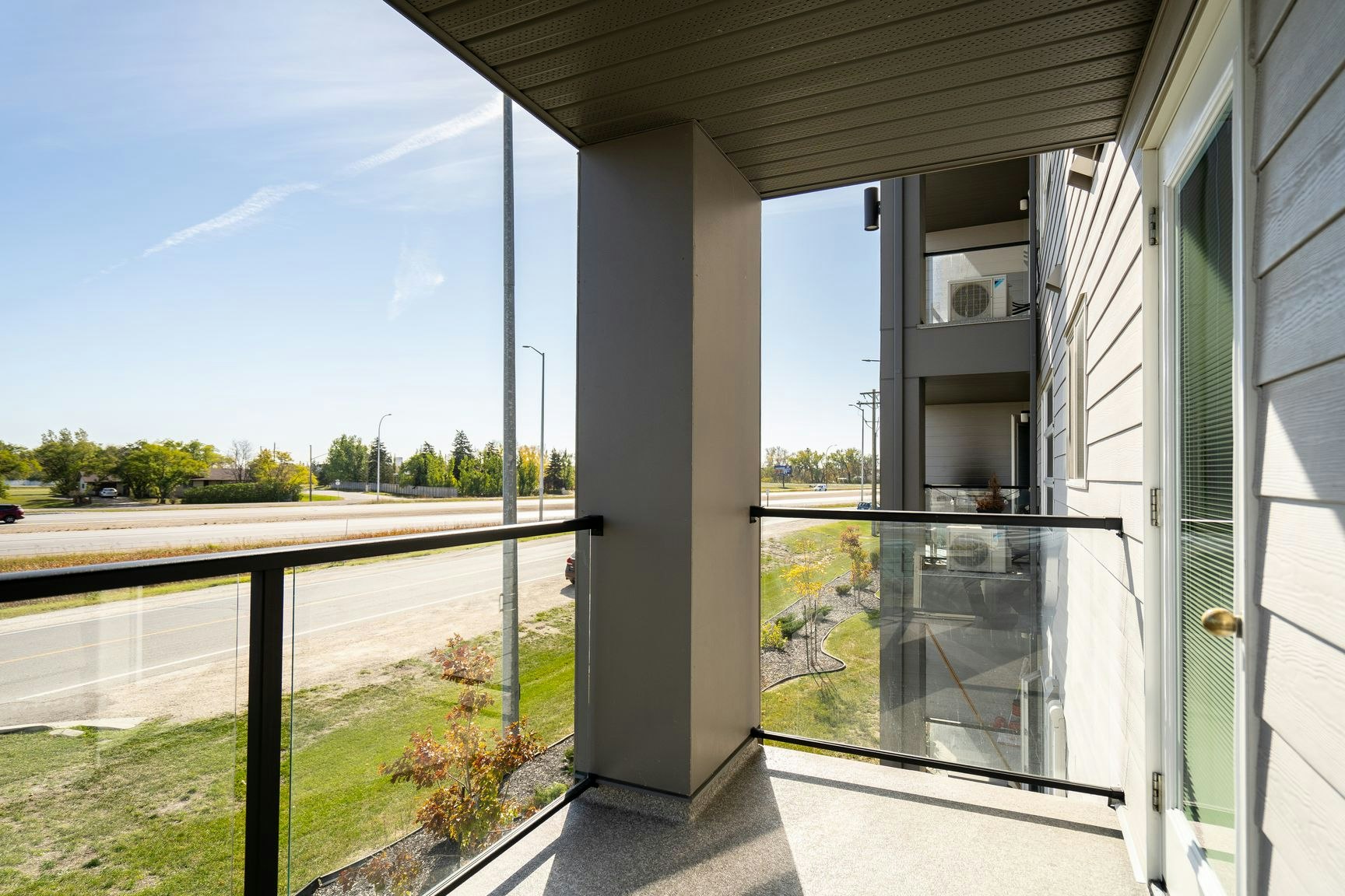 411-2096-2096 De Vries Avenue, Winnipeg, MB, R2G 4K8 - 12