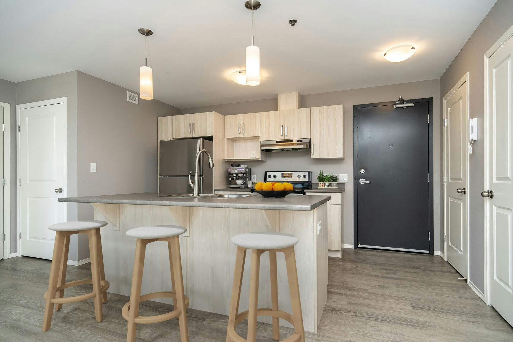 309-2106-2096 De Vries Avenue, Winnipeg, MB, R2G 4K8 - 5