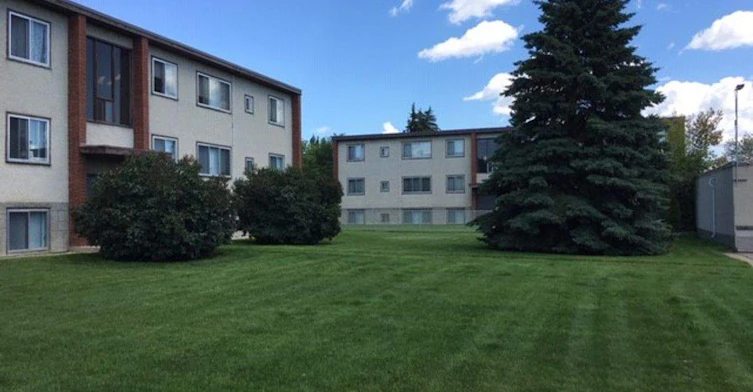 11615 113 Avenue NW, Edmonton, AB, T5G 0J7 - 22