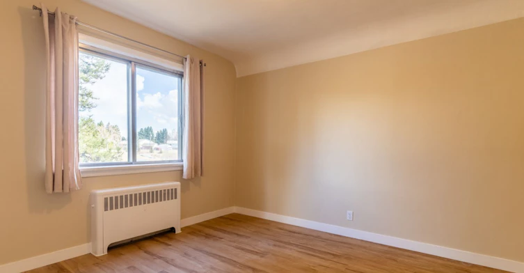 11615 113 Avenue NW, Edmonton, AB, T5G 0J7 - 13