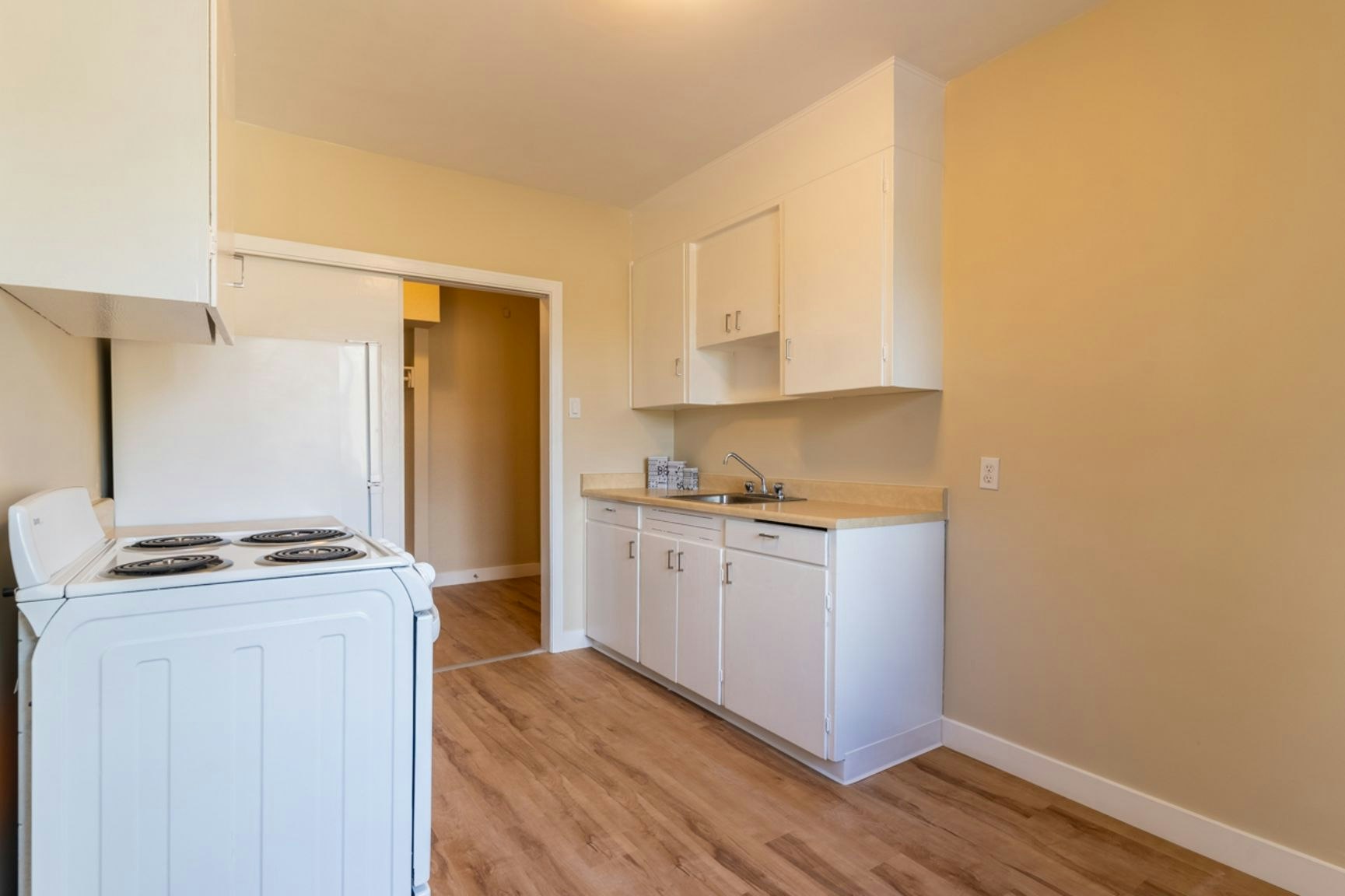 11615 113 Avenue NW, Edmonton, AB, T5G 0J7