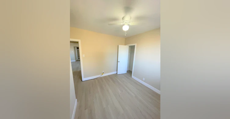 11615 113 Avenue NW, Edmonton, AB, T5G 0J7 - 9