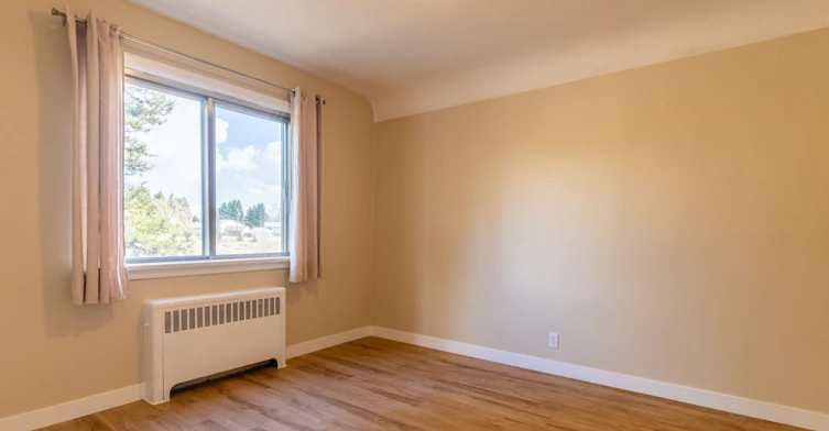 11615 113 Avenue NW, Edmonton, AB, T5G 0J7 - 13