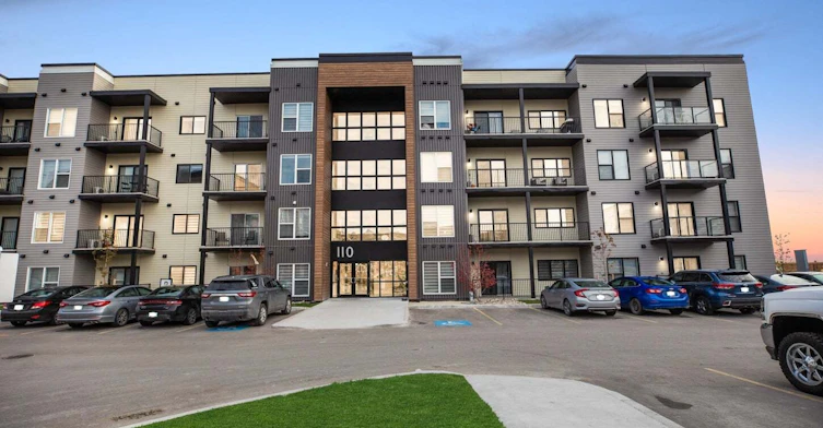 116-105-100 Lyra Gate, Winnipeg, MB, R2V 5C5 - 2