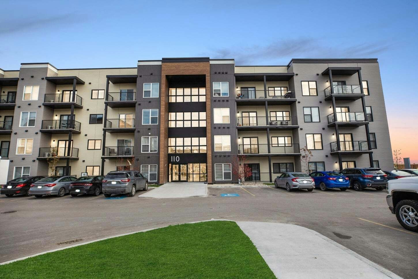 106-417-100 Lyra Gate, Winnipeg, MB, R2V 5C5 - 2