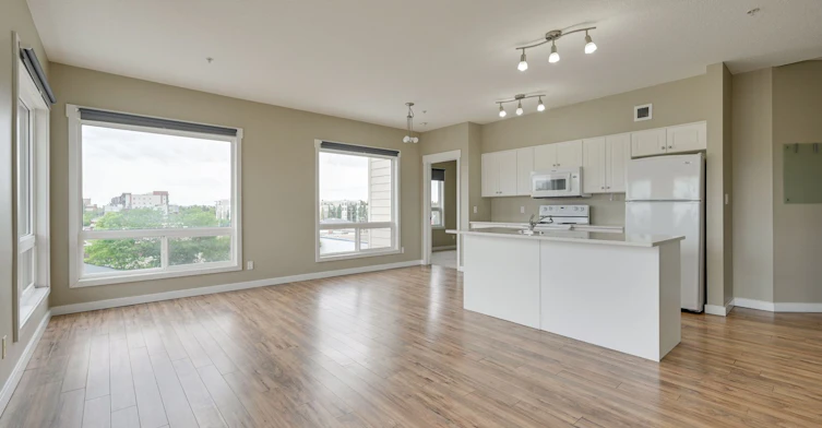 411-11425 105 Avenue, Edmonton, AB, T5H 0C5