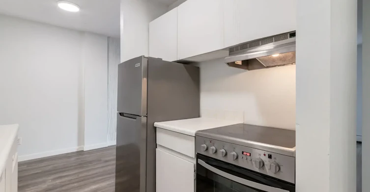 202-115 25 Avenue SW, Calgary, AB, T2S 3G4 - 7