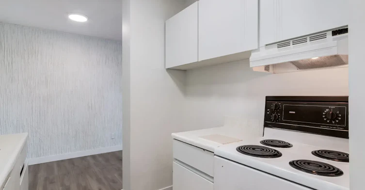 202-115 25 Avenue SW, Calgary, AB, T2S 3G4 - 26