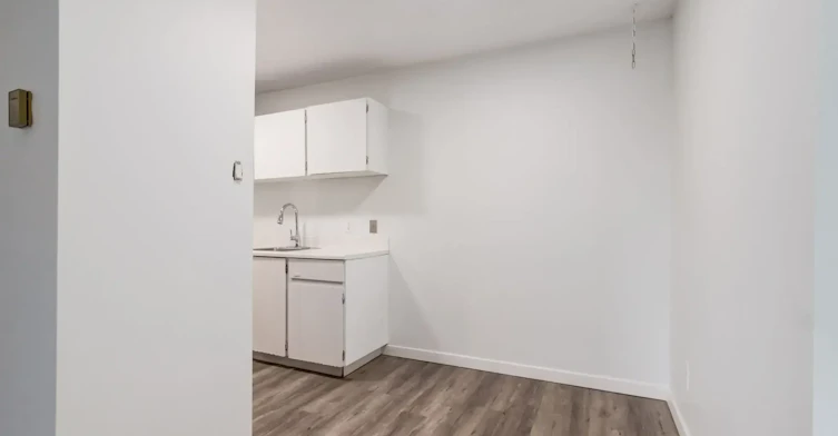 202-115 25 Avenue SW, Calgary, AB, T2S 3G4 - 8