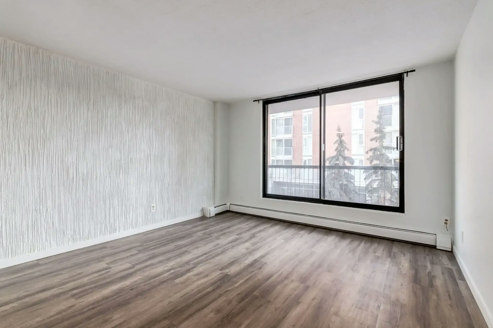 202-115 25 Avenue SW, Calgary, AB, T2S 3G4 - 3