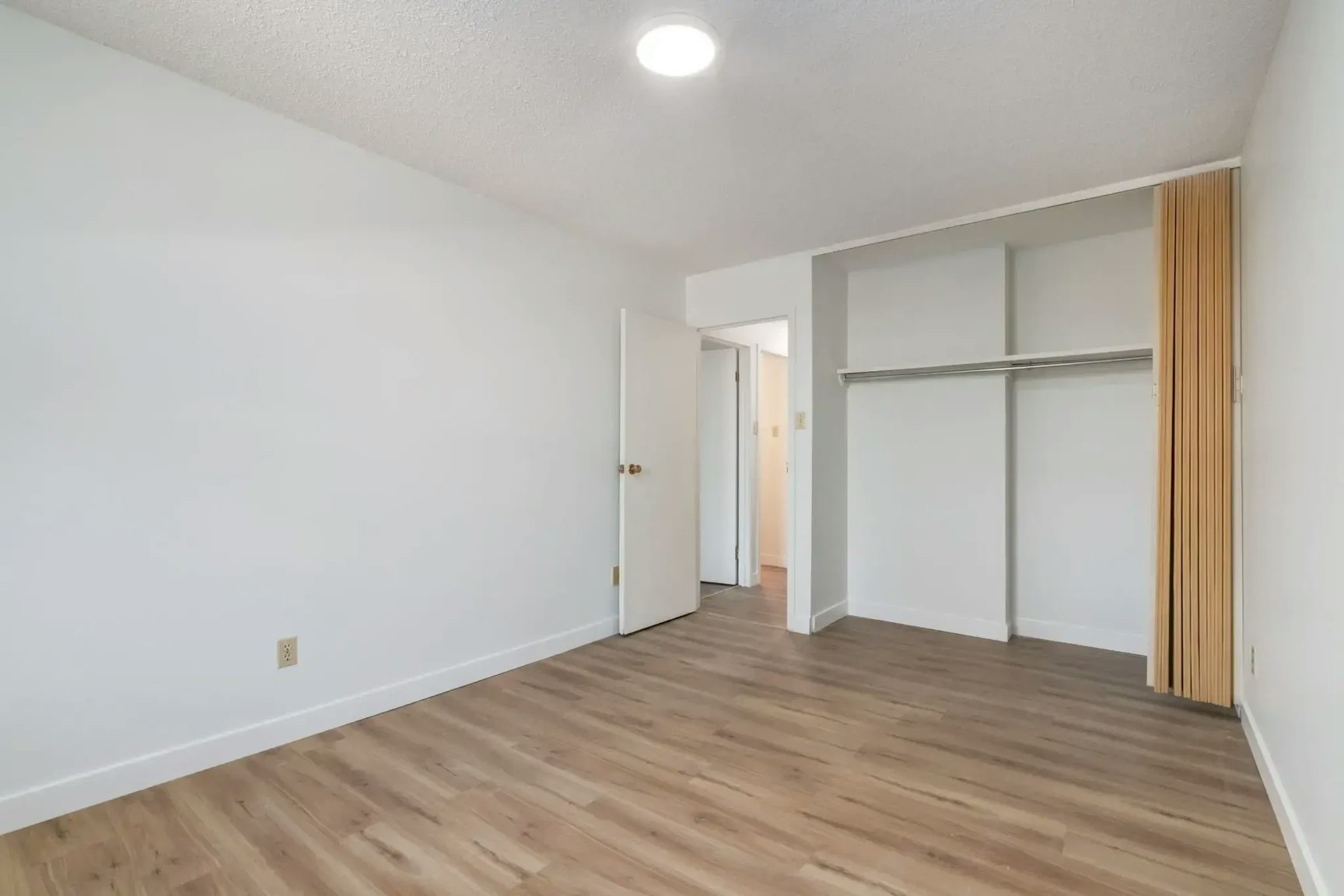 202-115 25 Avenue SW, Calgary, AB, T2S 3G4 - 37