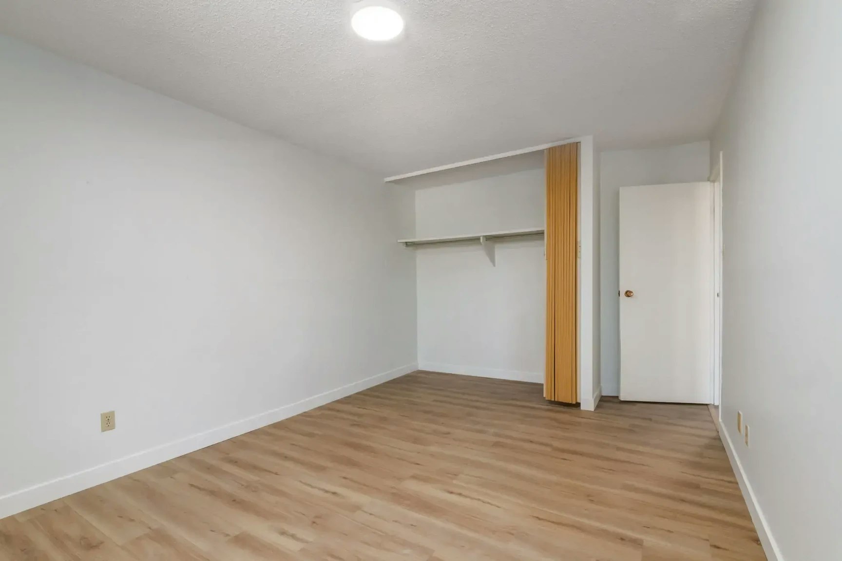 202-115 25 Avenue SW, Calgary, AB, T2S 3G4 - 39