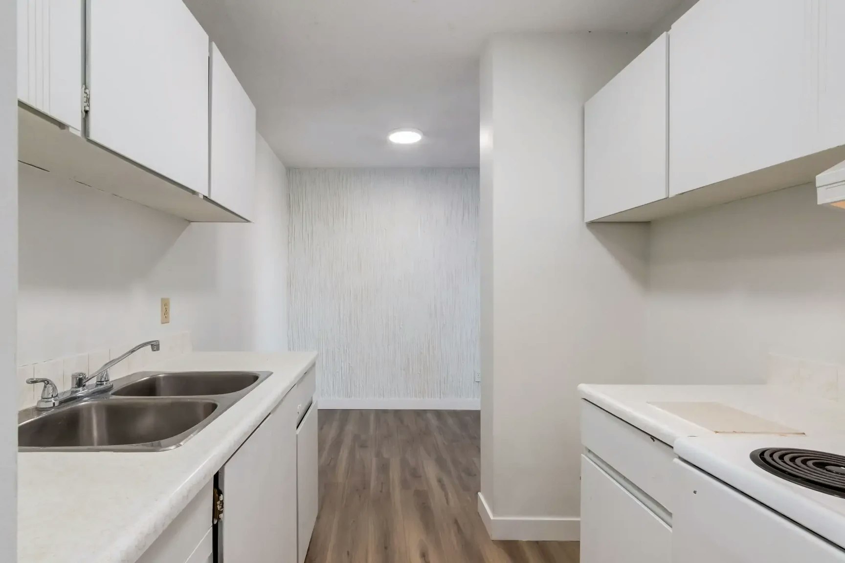 202-115 25 Avenue SW, Calgary, AB, T2S 3G4 - 25