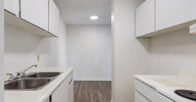 202-115 25 Avenue SW, Calgary, AB, T2S 3G4 - 25