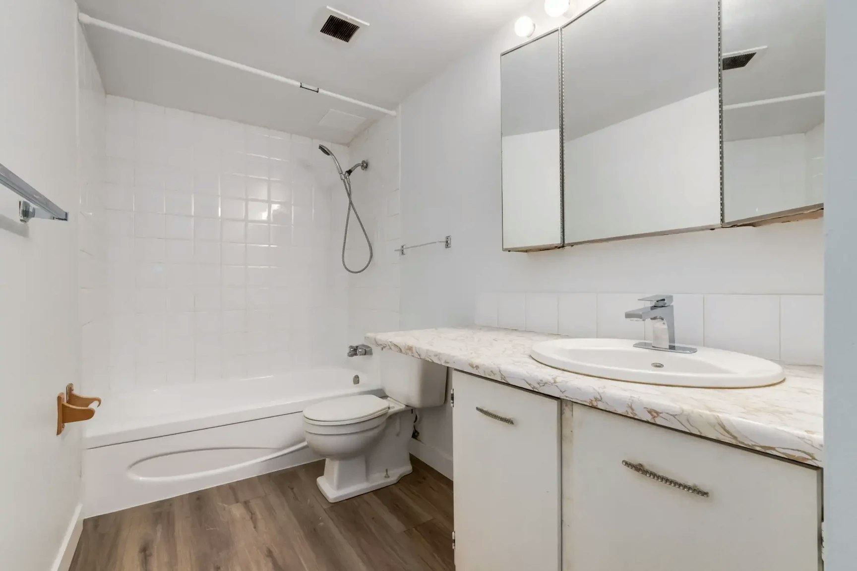 202-115 25 Avenue SW, Calgary, AB, T2S 3G4 - 40