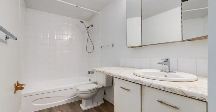 202-115 25 Avenue SW, Calgary, AB, T2S 3G4 - 40