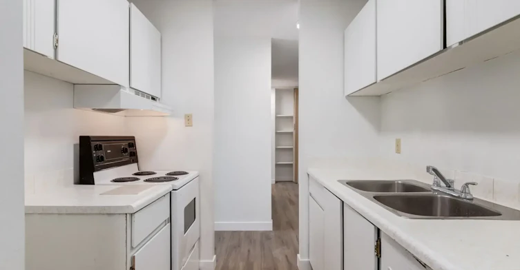 202-115 25 Avenue SW, Calgary, AB, T2S 3G4 - 28