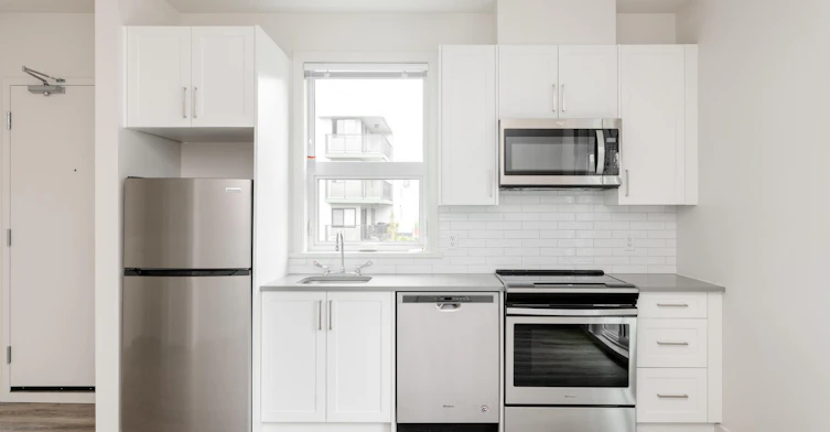 B-101-2780 Fifth Street, Victoria, BC, V8T 4B2 - 9