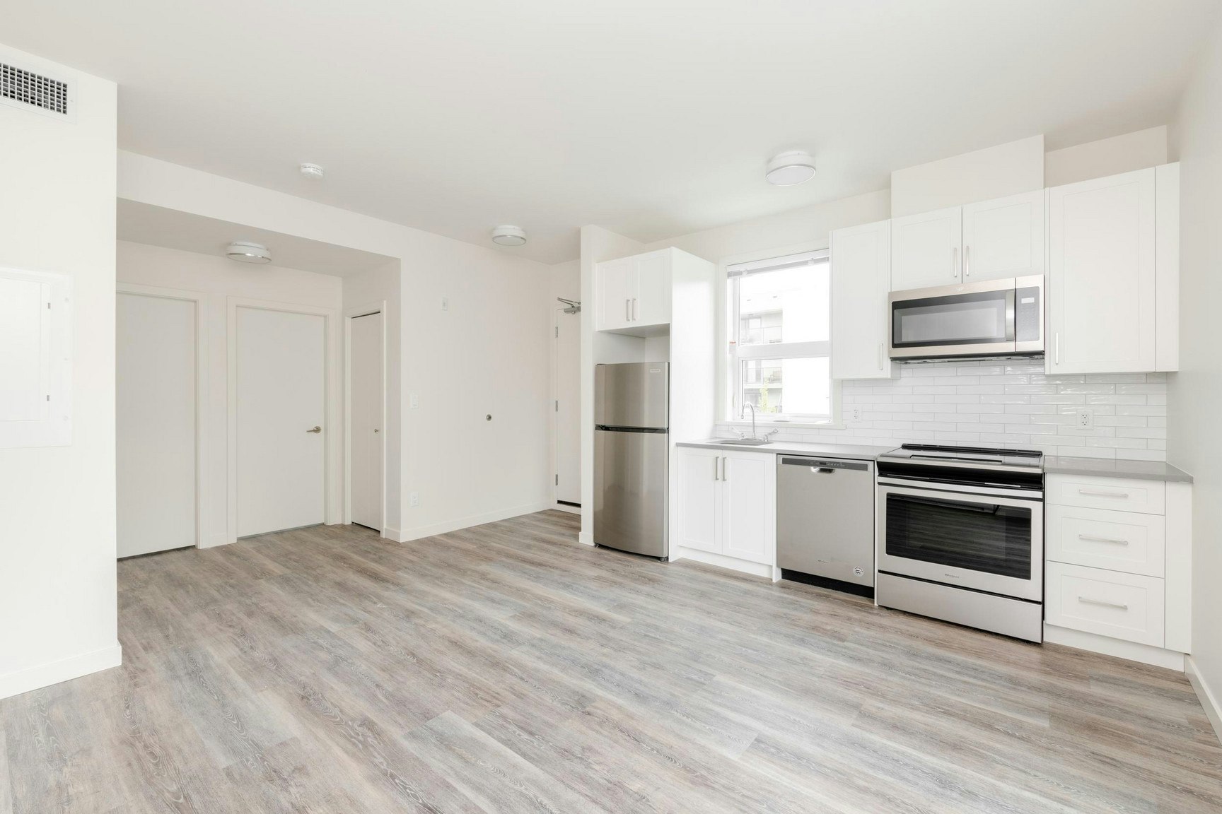 B-101-2780 Fifth Street, Victoria, BC, V8T 4B2 - 7