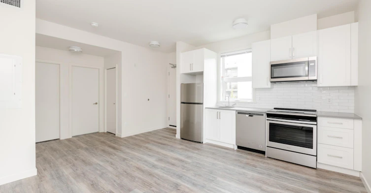 B-101-2780 Fifth Street, Victoria, BC, V8T 4B2 - 7