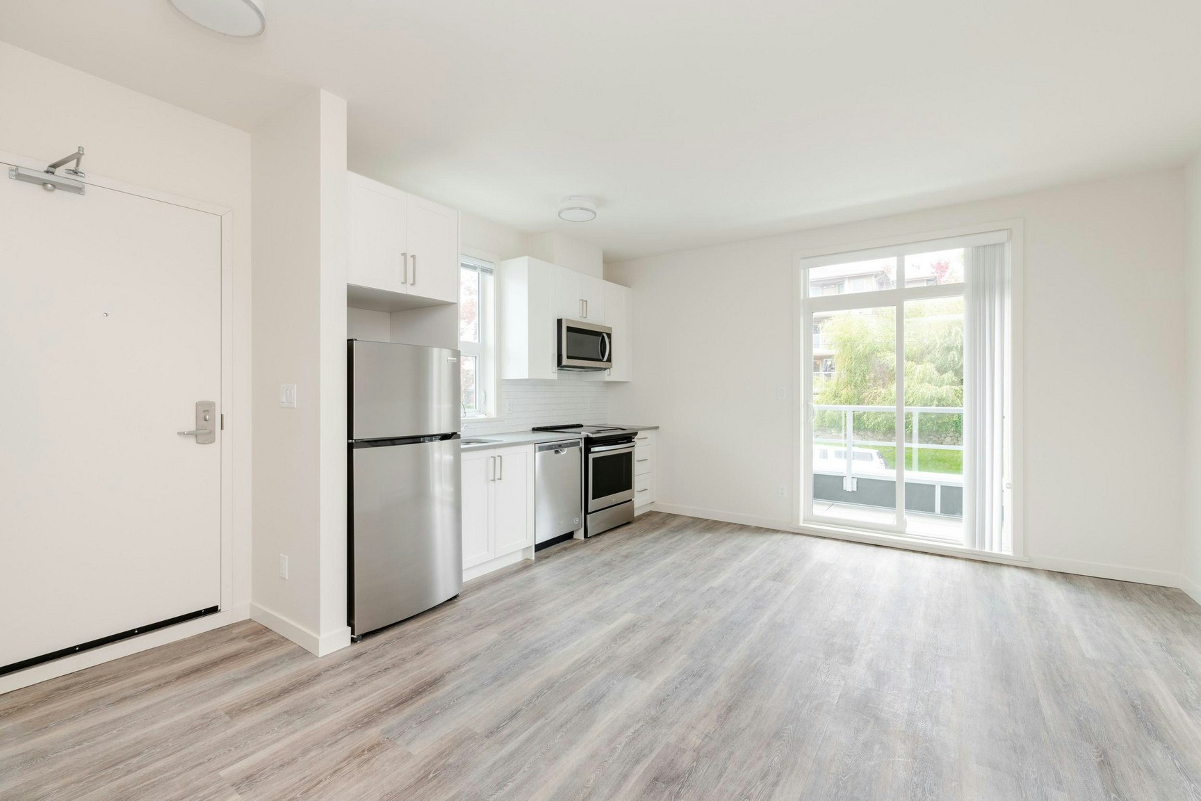 B-101-2780 Fifth Street, Victoria, BC, V8T 4B2 - 3