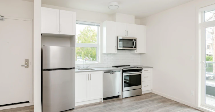 B-101-2780 Fifth Street, Victoria, BC, V8T 4B2 - 8