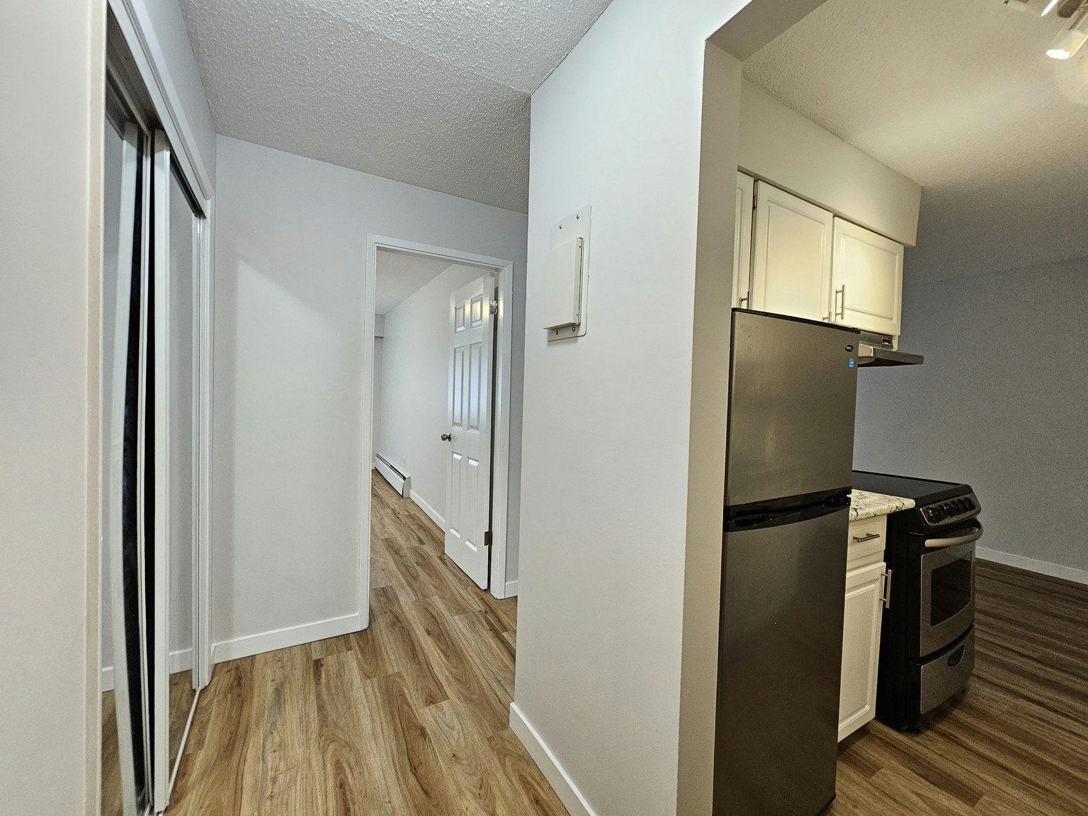 218-325 Ward Street, New Westminster, BC, V3L 3N7 - 4